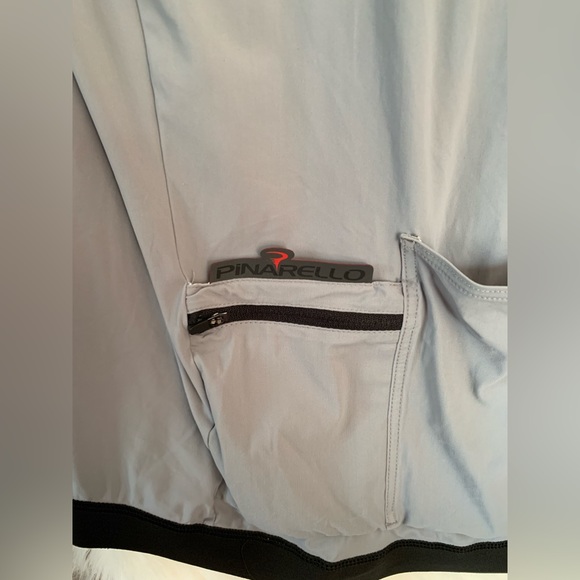 Pinarello asymmetric zip up bicycling shirt size XXL. - Picture 6 of 10